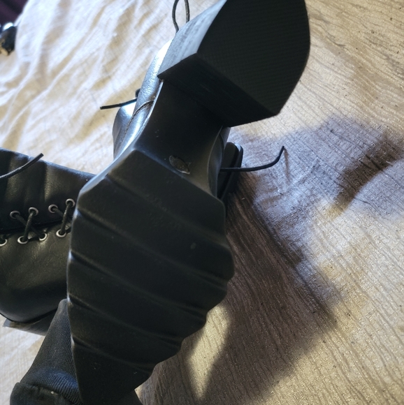 Lamoda Corset Detail Boot Dolls Kill - Picture 4 of 4